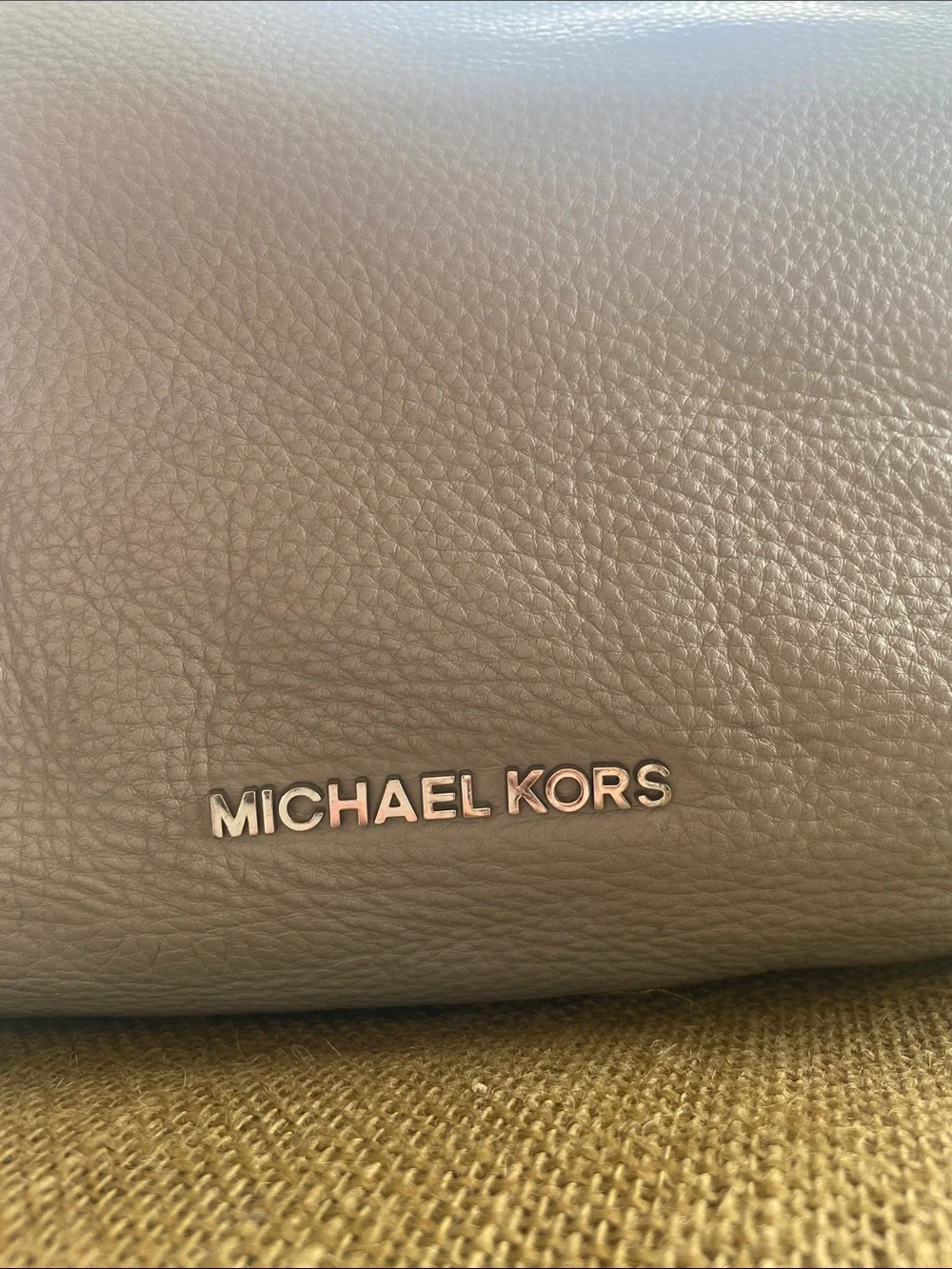 Michael Kors pebbled Leather  Handbag  Pearl Gray